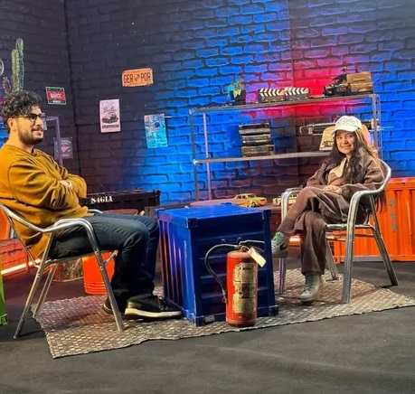 آیلار عباسی